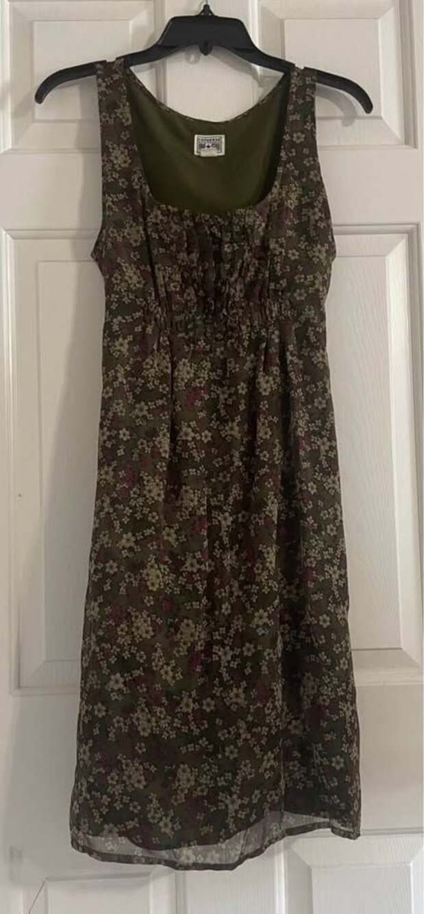 Girls Converse Brand Dress Size 16